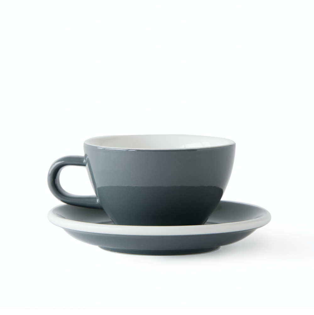 Dolphin / Taza & Plato