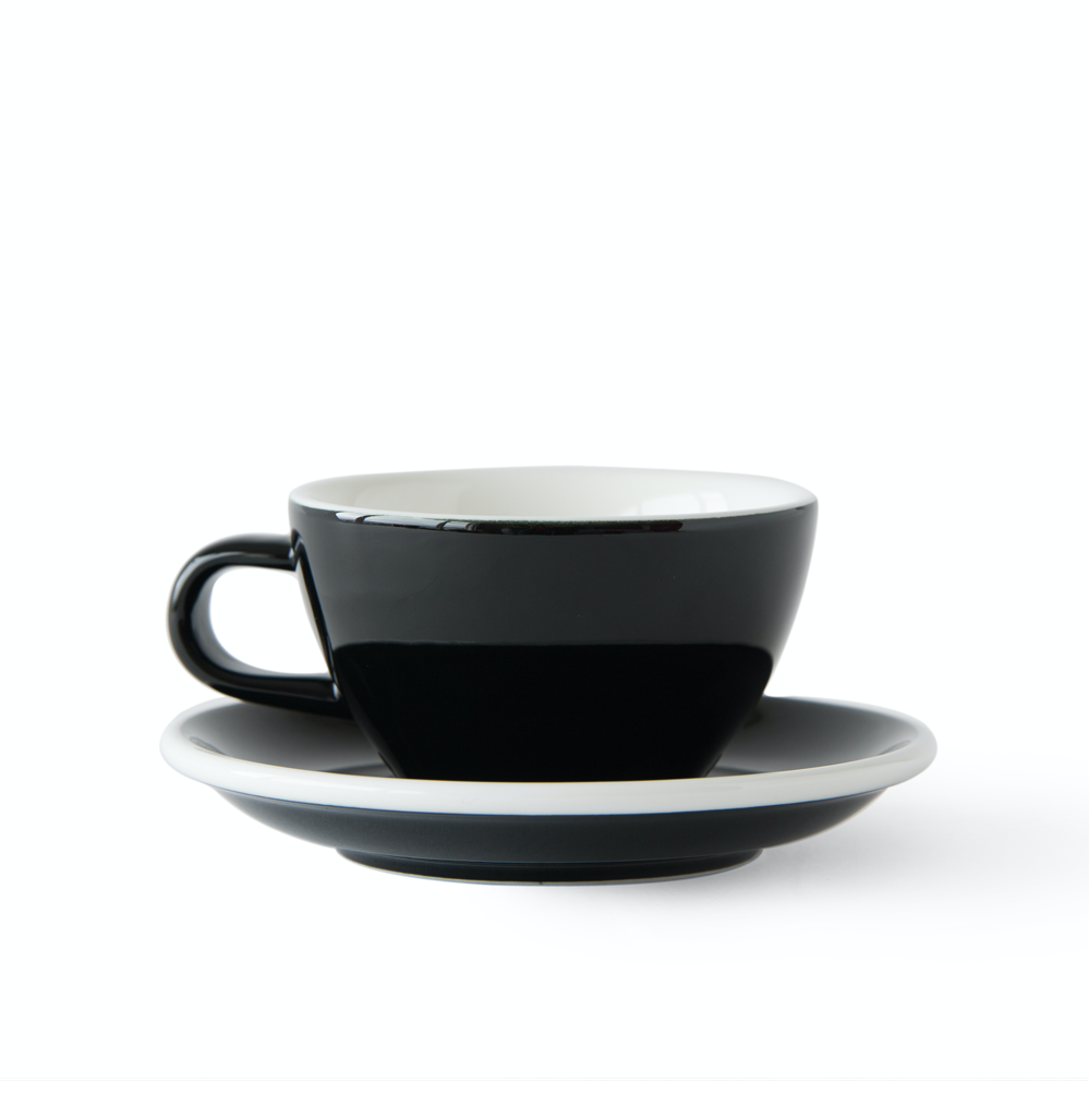 Penguin / Taza & Plato