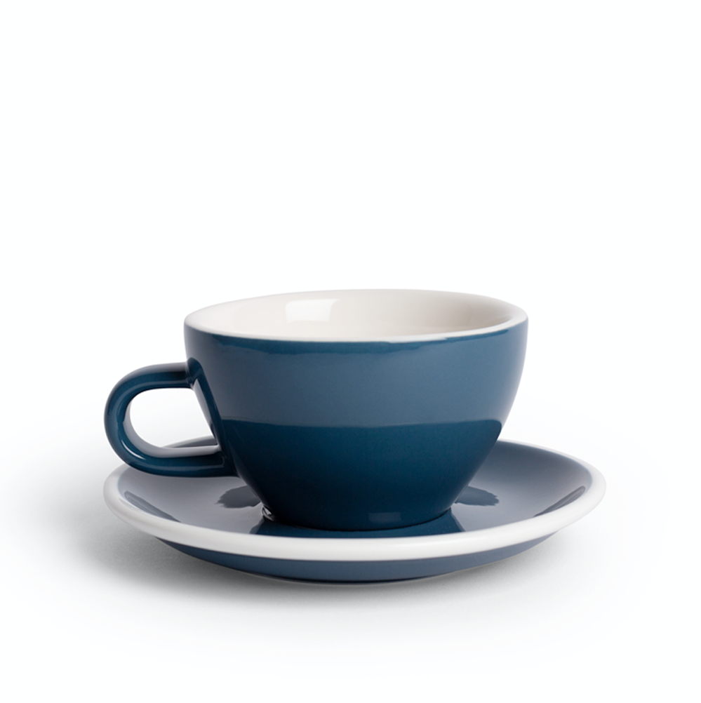 Whale / Taza & Plato