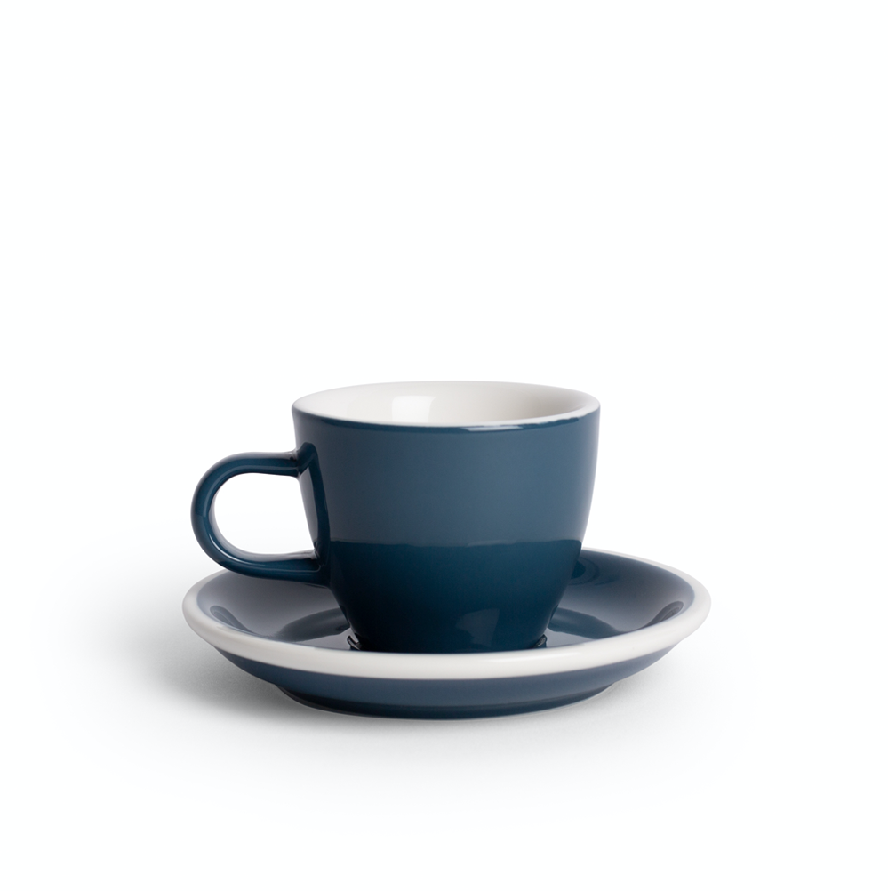 Whale / Taza & Plato