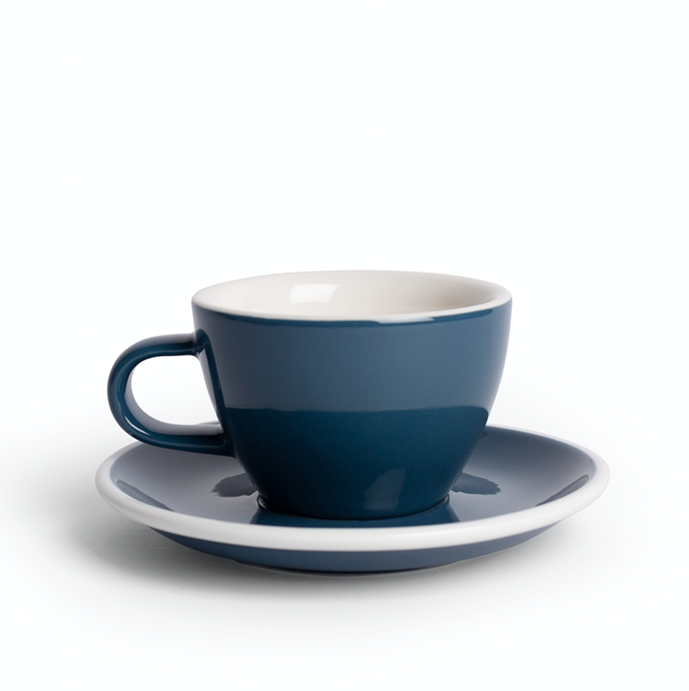 Whale / Taza & Plato