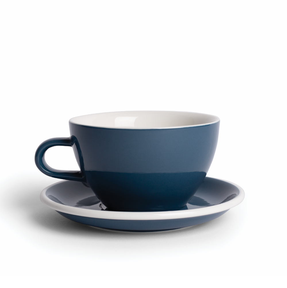 Whale / Taza & Plato